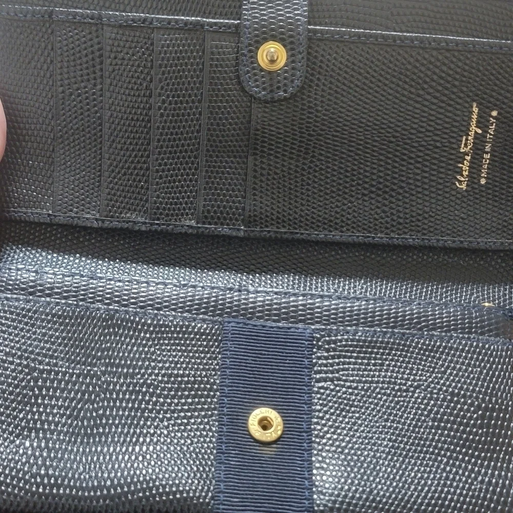 Salvatore Ferragamo Wallet Vera Navy